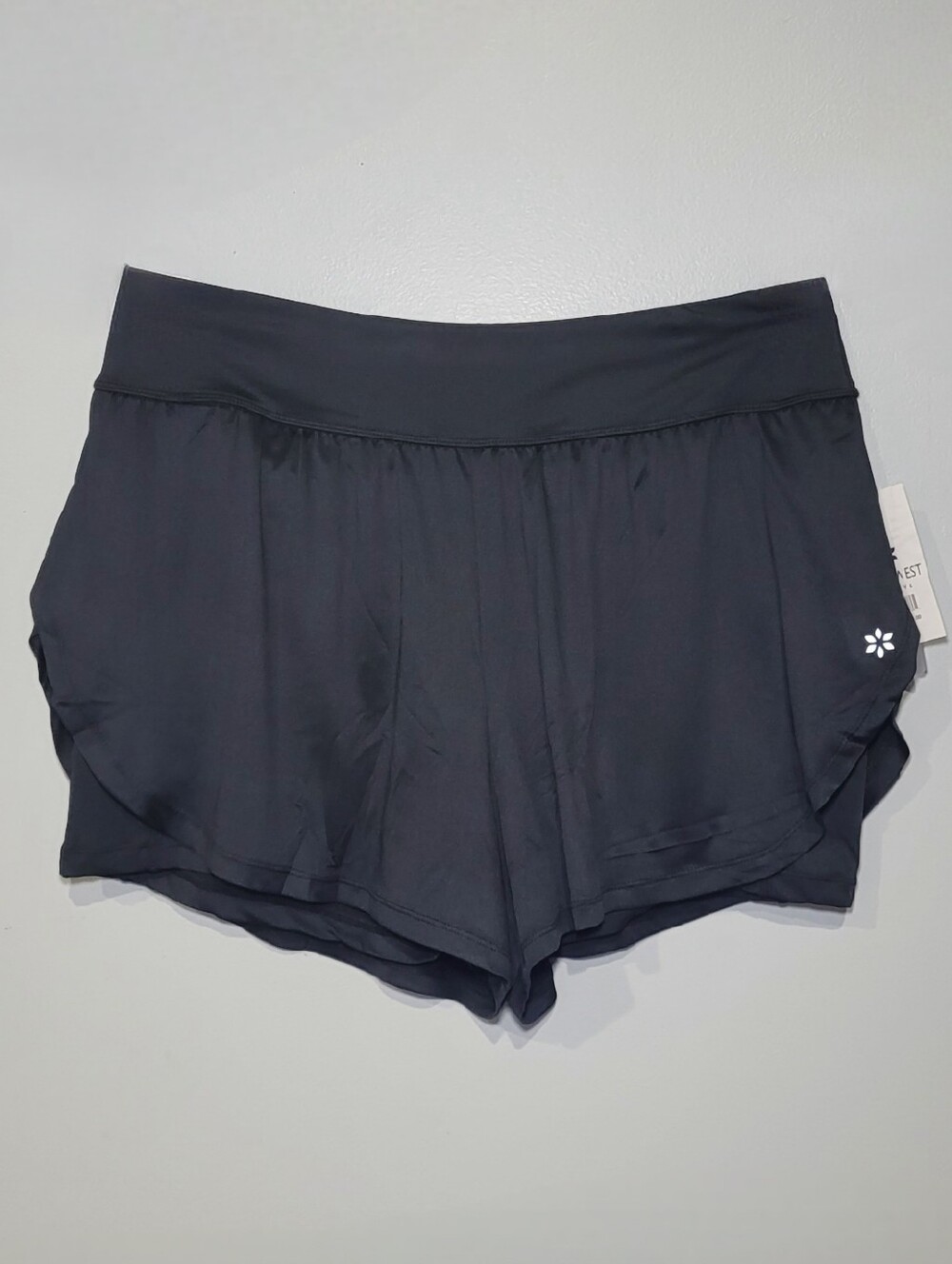 Nine West Active black flowy shorts 2XL